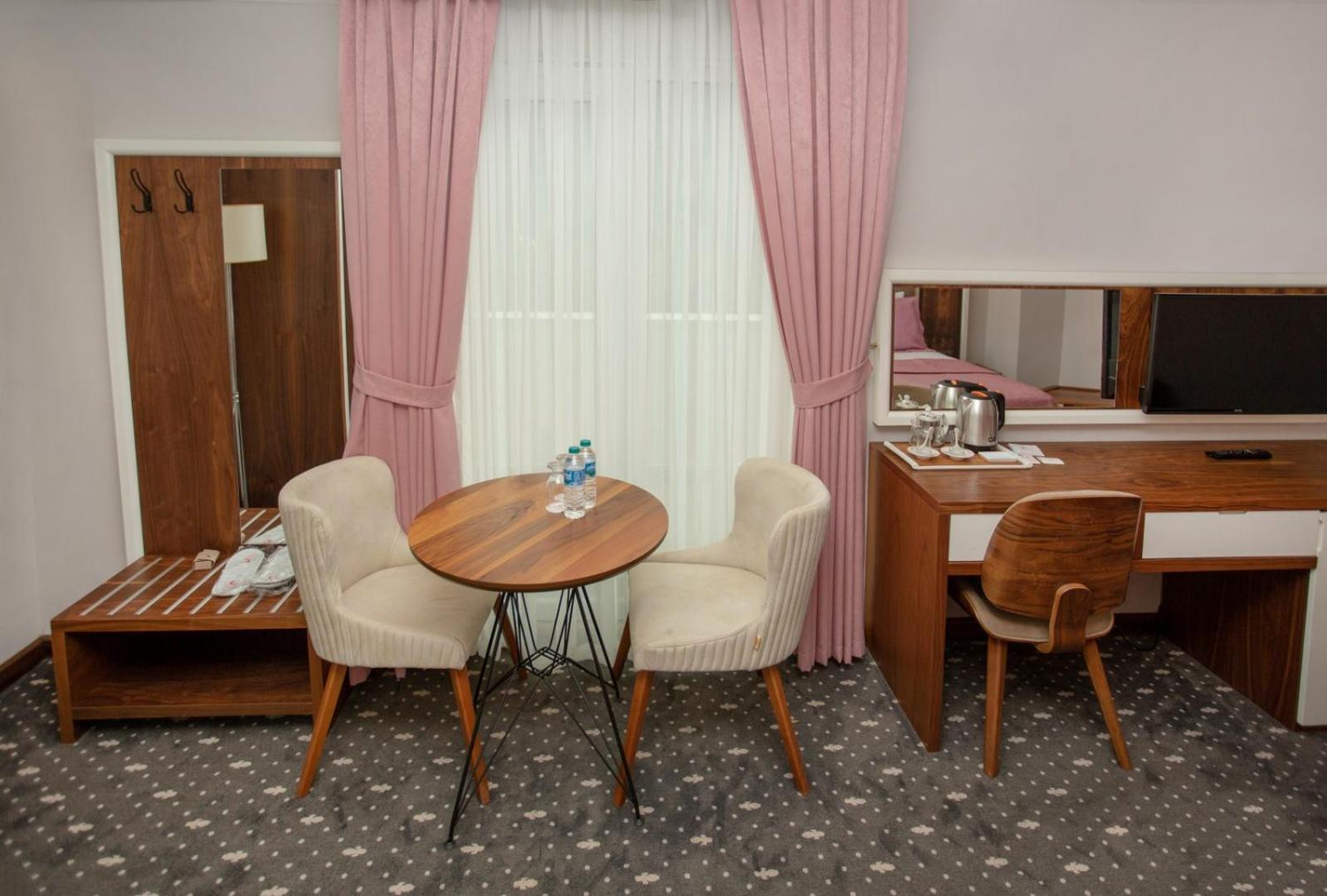 Jolnar Garden Hotel Macka Eksteriør billede